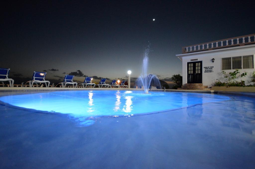 Beyond Sunset Resort & Villas Treasure Beach Dış mekan fotoğraf